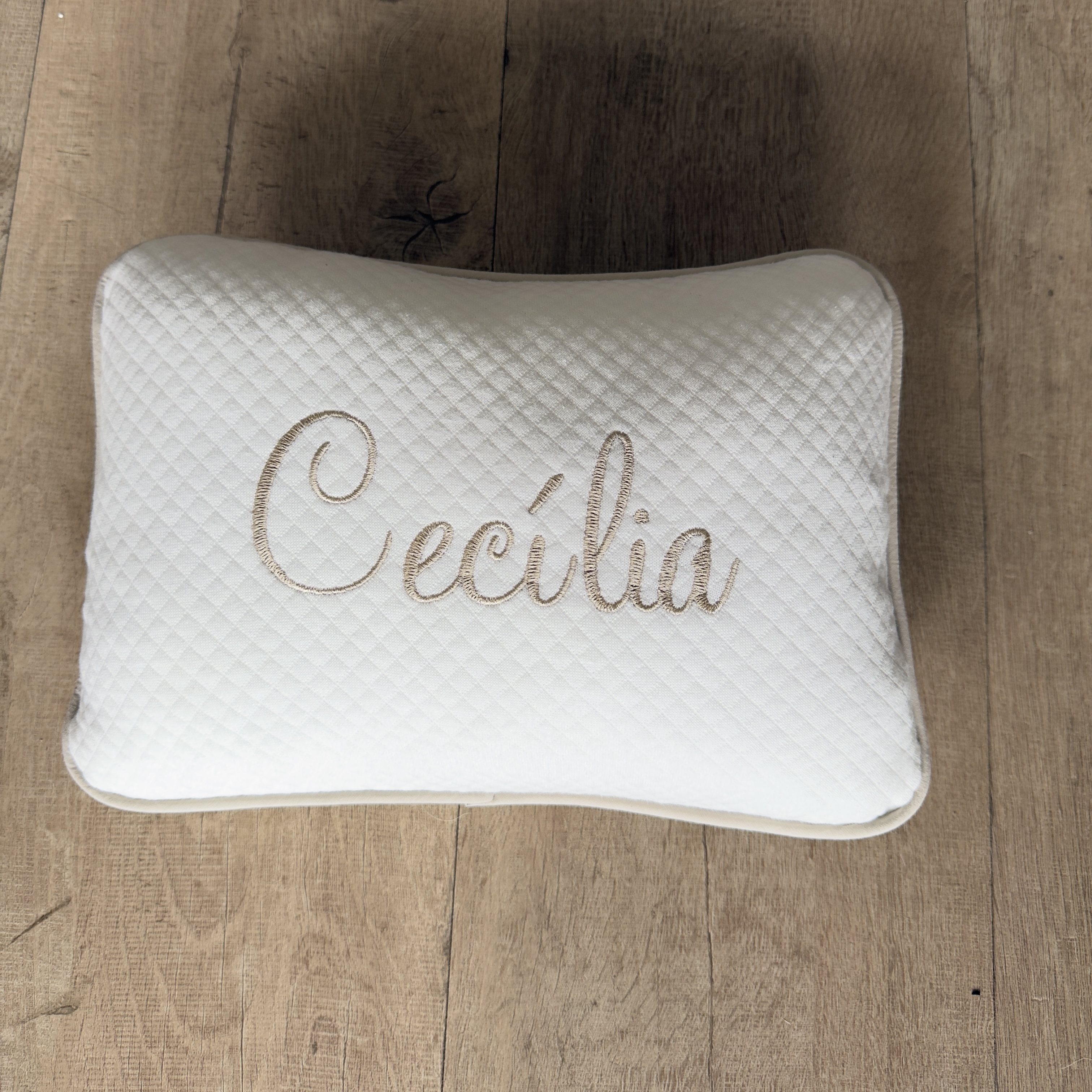 JÁ PERSONALIZADO - Cecília - Almofadinha mini matelasse offwhite
