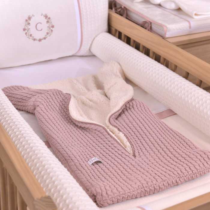Saquinho para Bebê Tricot Elegance Trançado